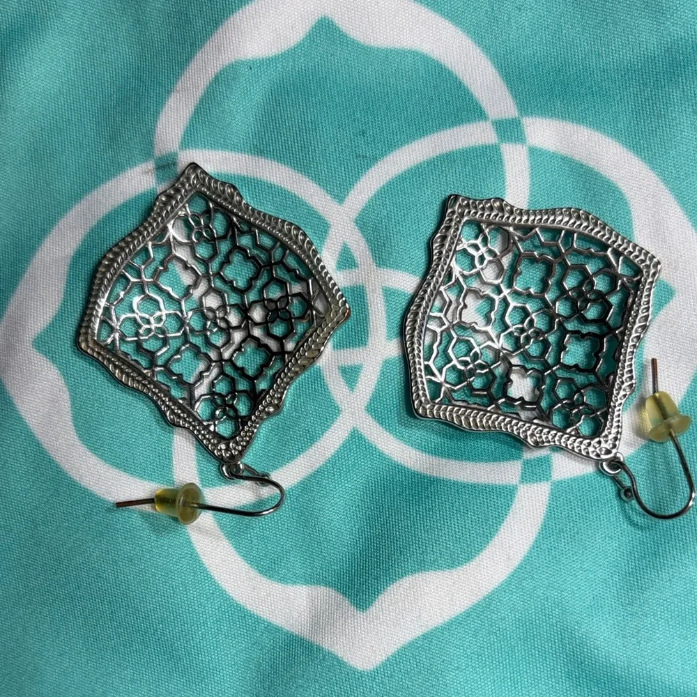 Kendra Scott Silver Filigree Earrings - Picture 2 of 2